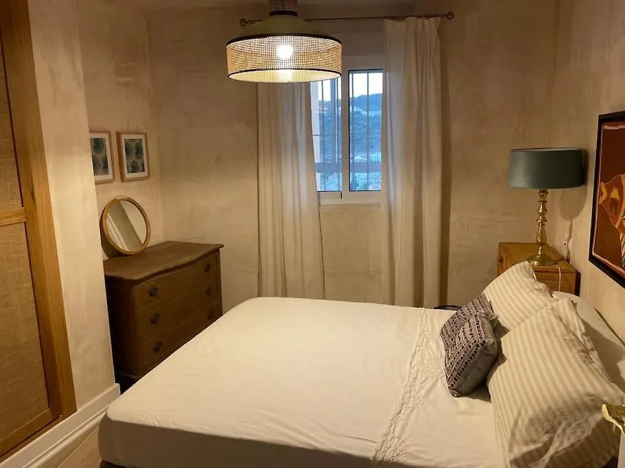 Maravilloso Apartamento En Primera Linea De Playa. Torreguadiaro Apartament