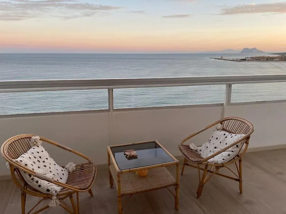 Apartament Maravilloso Apartamento En Primera Linea De Playa. Torreguadiaro