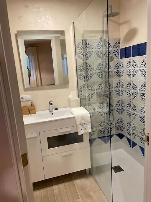 Maravilloso Apartamento En Primera Linea De Playa. Torreguadiaro Apartament